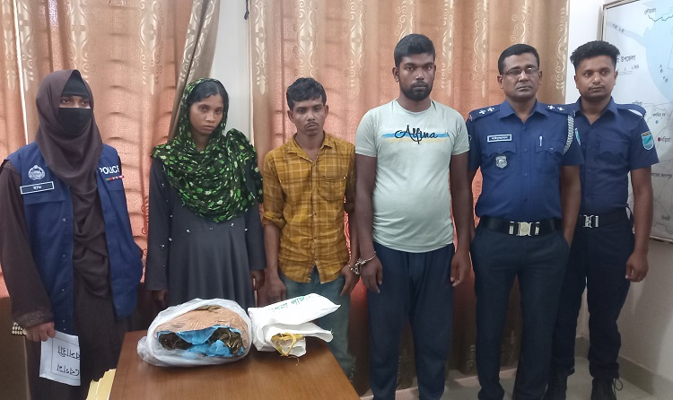 নড়িয়ার চামটা ইউনিয়নে এলাকাবাসীর সহায়তায় গাঁজাসহ আটক ৩